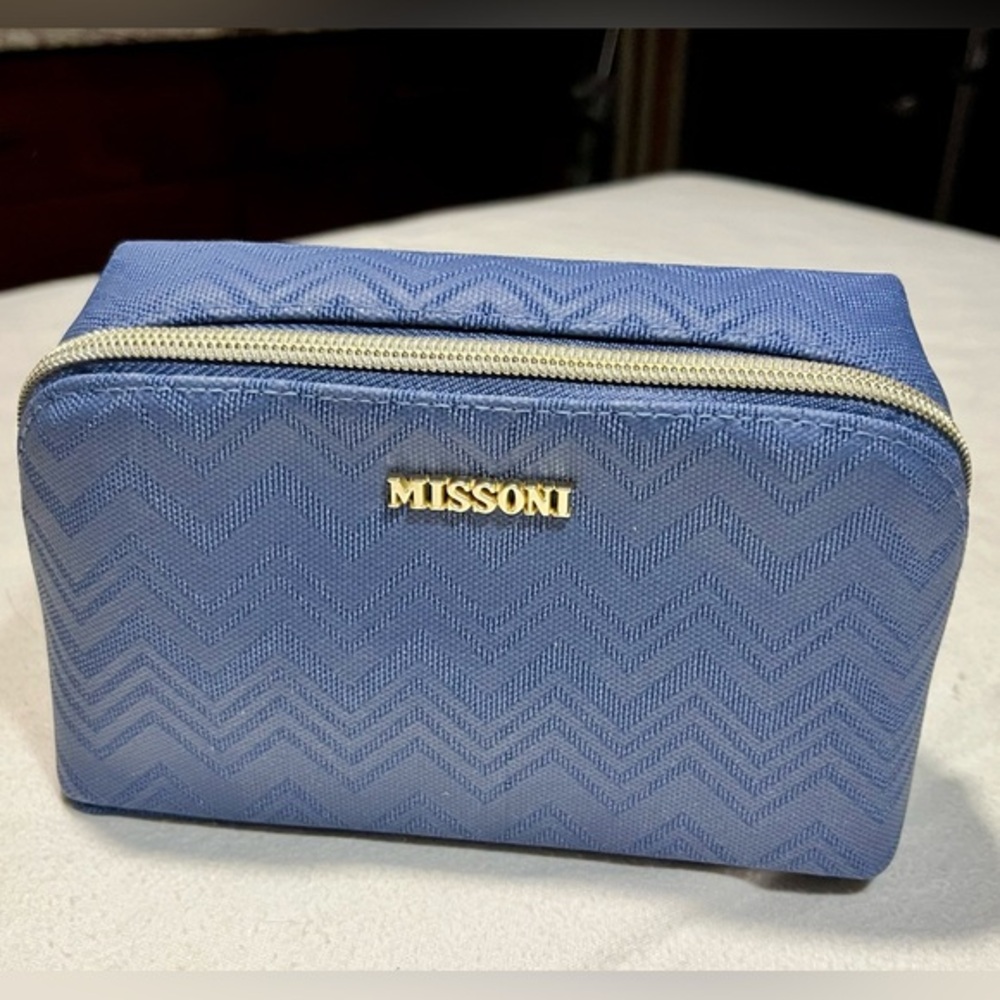 NEW Missoni Blue Chevron Toiletry Bag
